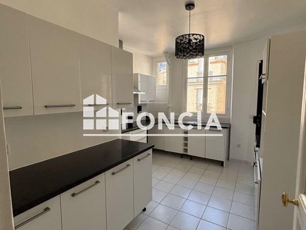 Location Appartement 4 pièces 129.34 m² - 7 RUE PARMENTIER Neuilly Sur Seine 92200