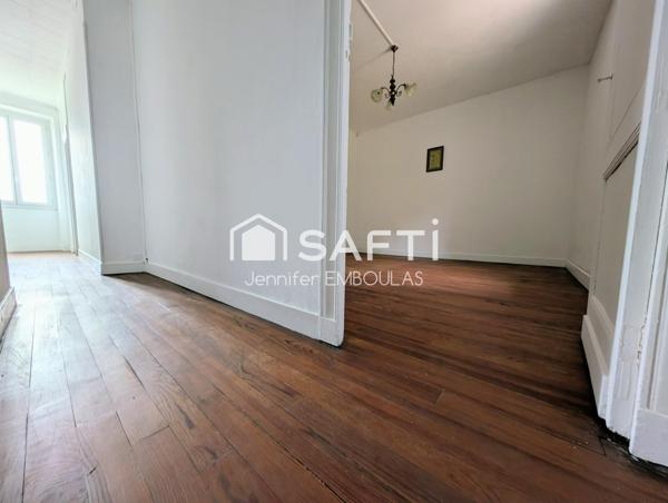 Maison en pierre 4 chambres avec jardin + dépendance + garage