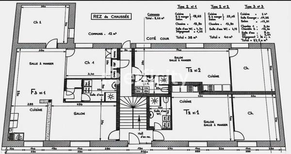 Immeuble
         20 pièces
        - 261 m² 245 000 € *