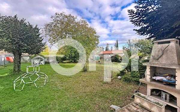 Maison à vendre    7 pièces •  Montréjeau