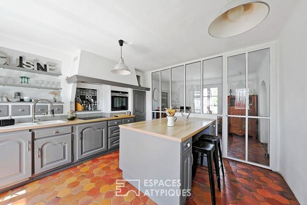 Maison familiale avec studio indépendant et piscine