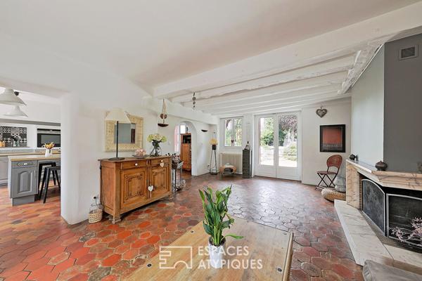 Maison familiale avec studio indépendant et piscine