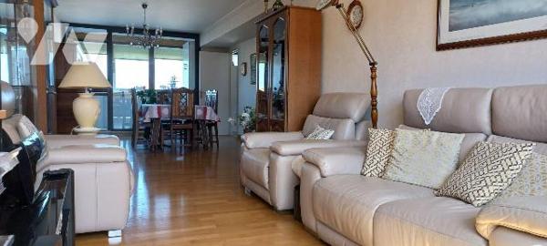 Dunkerque 59240, Digue de Mer, en exclusivité, un appartement de 86.14 m² au 2ème étage avec as...