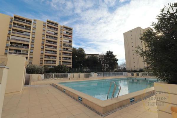 Appartement T5 avec 2 parkings et une cave