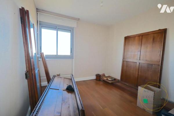 Appartement T5 avec 2 parkings et une cave