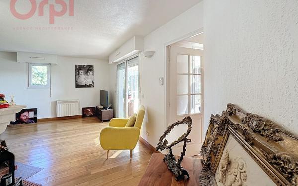 Appartement à vendre    2 pièces • 49,20 m2 Saint-Raphaël