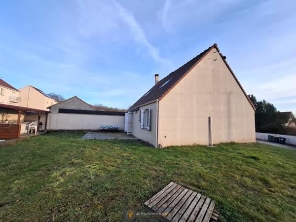 Crécy-la-Chapelle (77580) PAVILLON T5 sous-sol total, jardin 610 m²