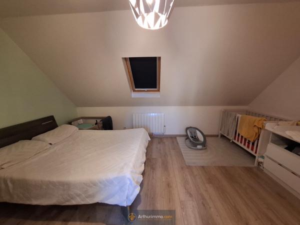 Crécy-la-Chapelle (77580) PAVILLON T5 sous-sol total, jardin 610 m²