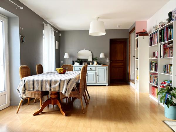 Flins-sur-Seine (78410) DUPLEX INDEPENDANT FAMILIAL 159m² utiles dans maison de ville - PROCHE CENTRE VILLE