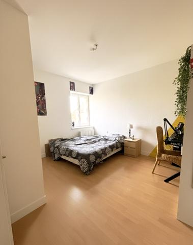 Flins-sur-Seine (78410) DUPLEX INDEPENDANT FAMILIAL 159m² utiles dans maison de ville - PROCHE CENTRE VILLE