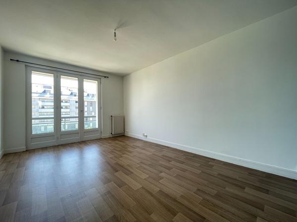 RENNES ARISTIDE BRIAND - Appartement T2 rénové exposé sud