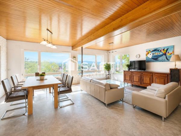 Villa d’architecte de 235 m² sur 8 ares, dans les hauteurs de BRUNSTATT