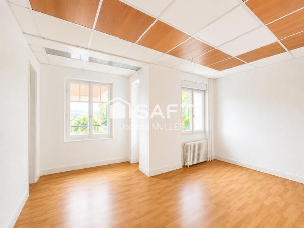 Villa d’architecte de 235 m² sur 8 ares, dans les hauteurs de BRUNSTATT