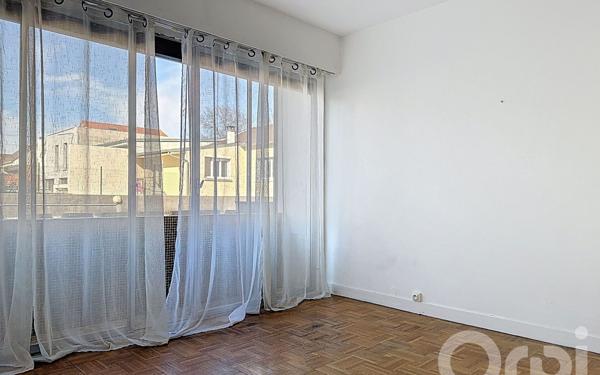 Appartement à vendre    3 pièces • 67 m2 Maisons-Alfort
