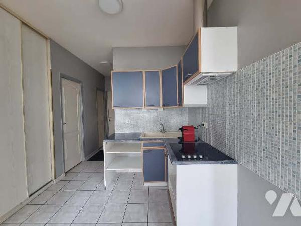 AMIENS - T3 - 2 PARKING