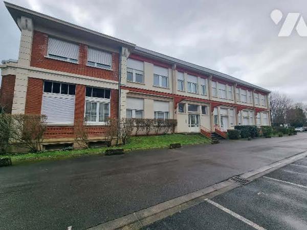 AMIENS - T3 - 2 PARKING