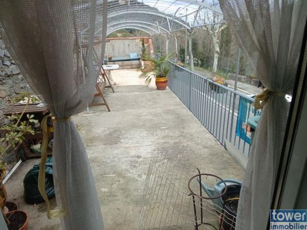 VENTE A TERME. Immense maison de village à Arles-Sur-Tech