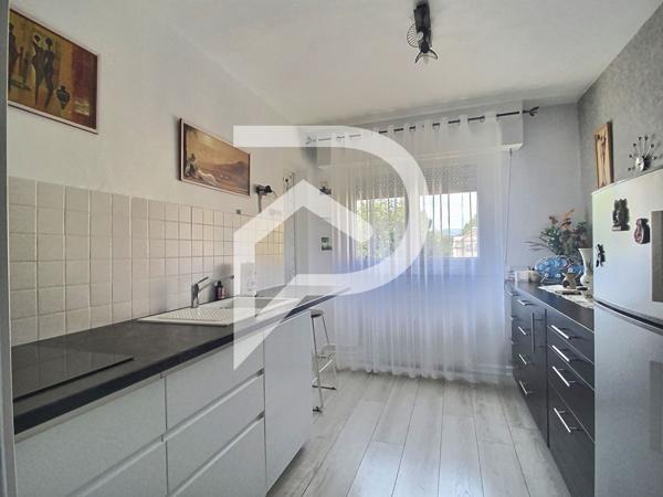 Appartement 4 pièces 83.23 m2