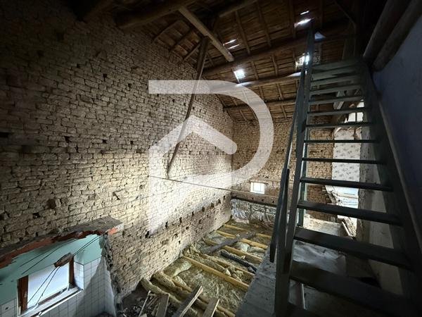 Maison 6 pièces 305 m2