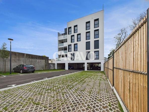 Vente Appartement 3 pièces de 66m² - 33400 Talence