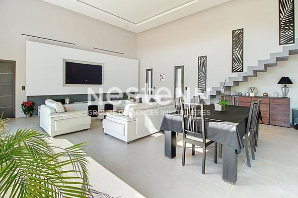 LORGUES - Villa contemporaine d'exception avec prestations haut de gamme