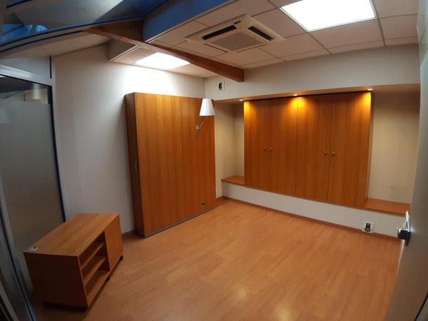 À vendre Local commercial 6 pièces - Saint-dié-des-vosges 88100