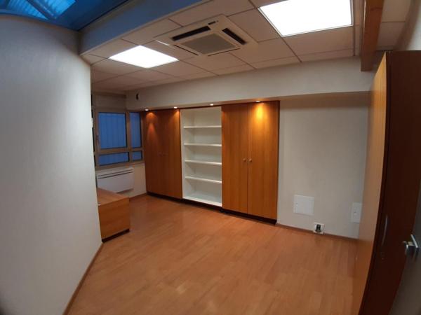 À vendre Local commercial 6 pièces - Saint-dié-des-vosges 88100