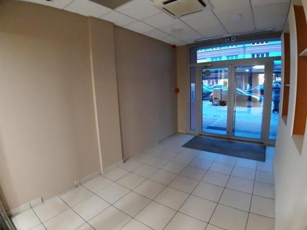 À vendre Local commercial 6 pièces - Saint-dié-des-vosges 88100