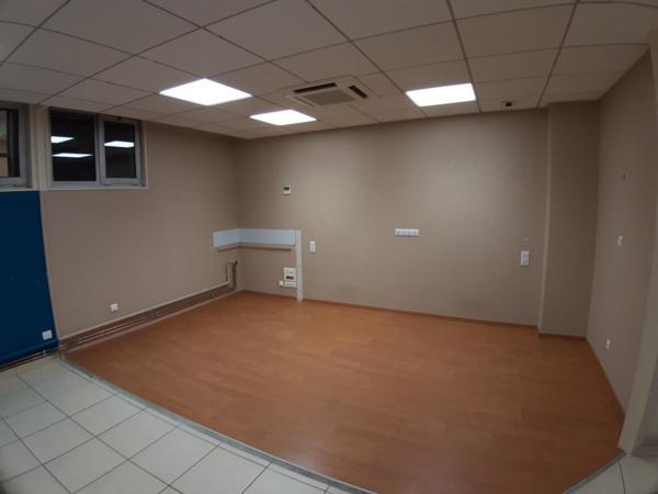 À vendre Local commercial 6 pièces - Saint-dié-des-vosges 88100