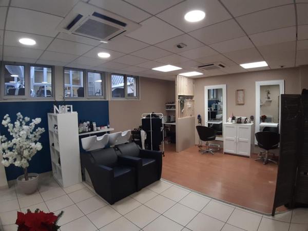 À vendre Local commercial 6 pièces - Saint-dié-des-vosges 88100