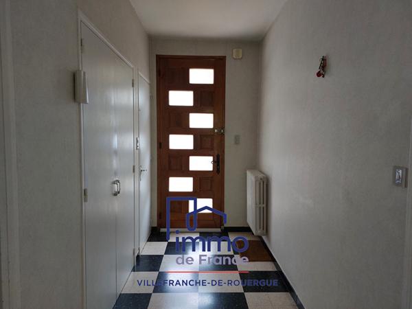 Pavillon T7 avec garage et cave sur terrai de 756m²