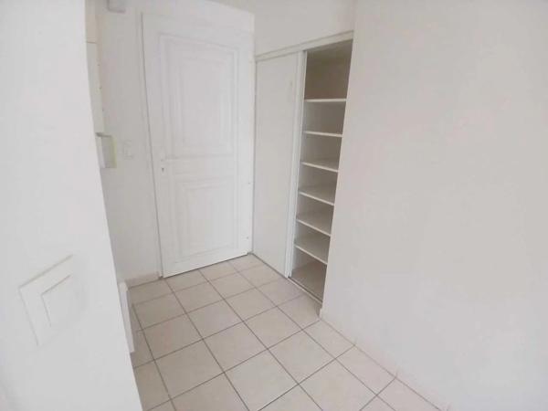 Vente                                                      Maison
                        
                     3 pièces                      64 m2                     à Saint-Sébastien-sur-Loire