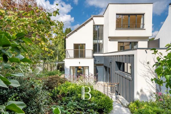 Ville-d'Avray, Maison 6 Chambres -  198 m² à vendre