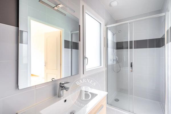 Ville-d'Avray, Maison 6 Chambres -  198 m² à vendre