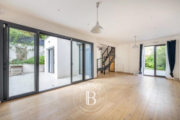 Ville-d'Avray, Maison 6 Chambres -  198 m² à vendre
