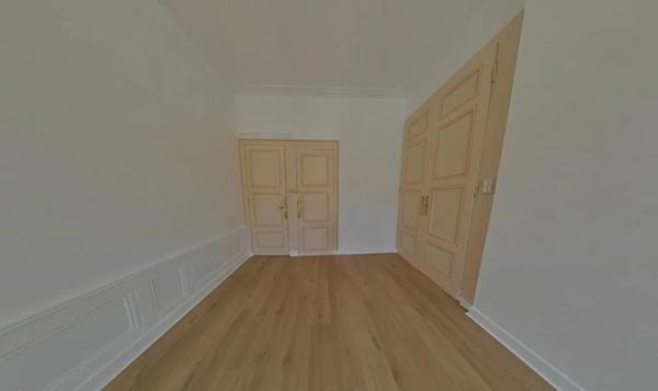 APPARTEMENT T3 A LOUER - LYON 2EME ARRONDISSEMENT Vaubecour-Mairie 84.99 m 2 1 330 € charges comprises par mois