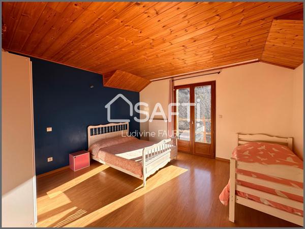 Maison 7 pièces avec terrain constructible