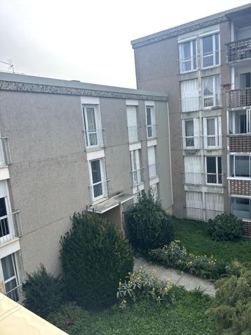 Appartement  T4  80 m2 double garage Amouroux