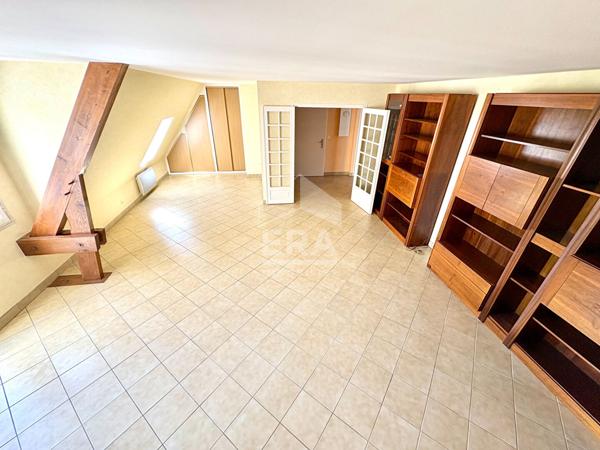 Appart. à louer T5/6 - Blois - Centre-ville, Duplex, Asc, 3 Chbs, Vue Loire, Garage privé