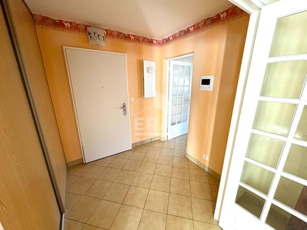 Appart. à louer T5/6 - Blois - Centre-ville, Duplex, Asc, 3 Chbs, Vue Loire, Garage privé