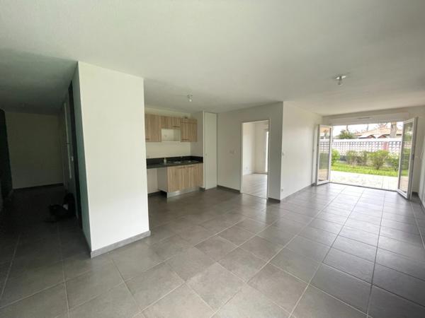 Appartement à vendre 3 pièces ()