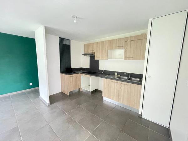 Appartement à vendre 3 pièces ()