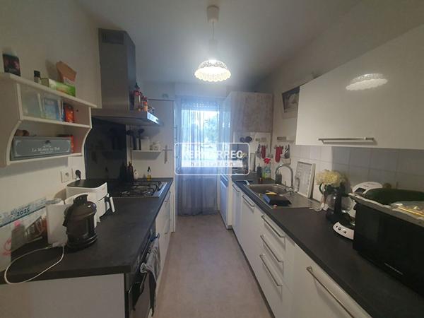 Appartement 3 pièces – 62 m² environ à Saint-Grégoire (ref : 176061)