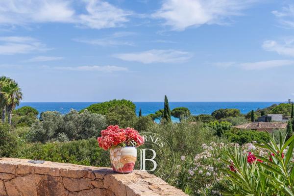 Sainte-Lucie-de-Porto-Vecchio, Villa 5 Chambres -  150 m² à vendre