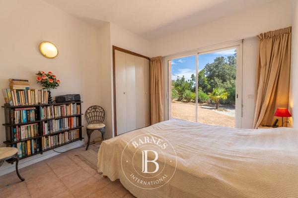 Sainte-Lucie-de-Porto-Vecchio, Villa 5 Chambres -  150 m² à vendre