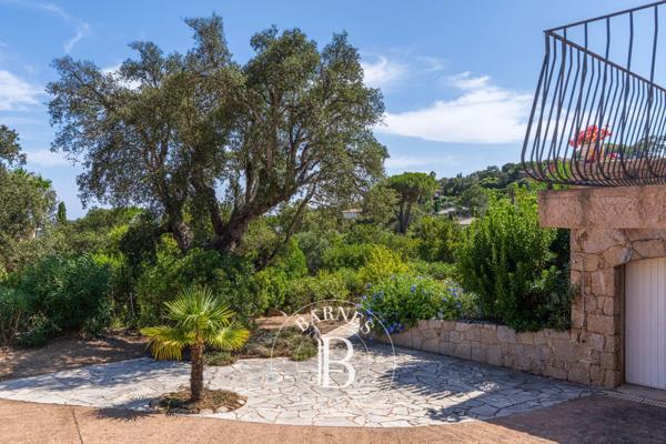 Sainte-Lucie-de-Porto-Vecchio, Villa 5 Chambres -  150 m² à vendre