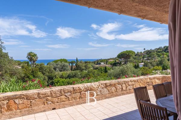 Sainte-Lucie-de-Porto-Vecchio, Villa 5 Chambres -  150 m² à vendre