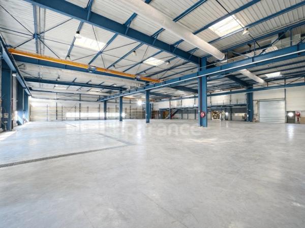 Site industriel et logistique de 6 650 m² sur 5,1 ha - Accès N10 - Chevanceaux (17)