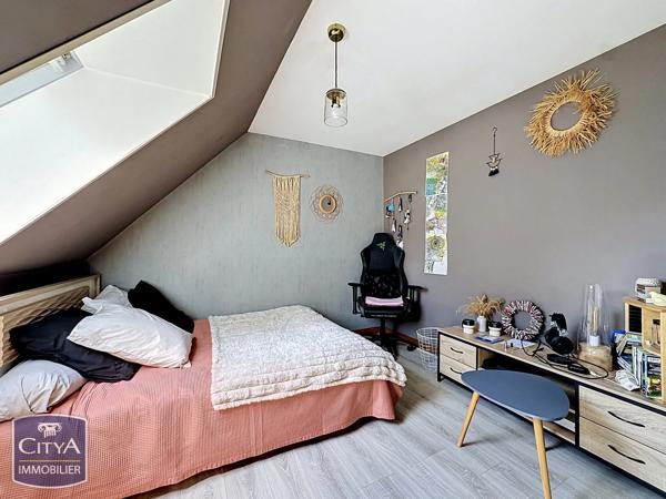 Maison à vendre 5 pièces 116.87m² Châteauneuf-en-Thymerais (28170)