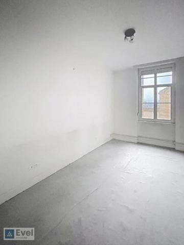 THIONVILLE - Local commercial - 182m²